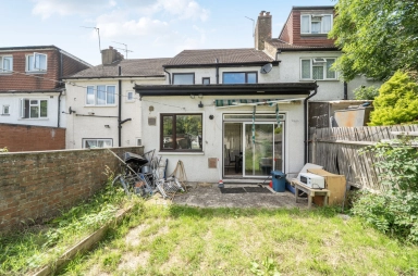 Buck Lane, Kingsbury - NW9 view 16