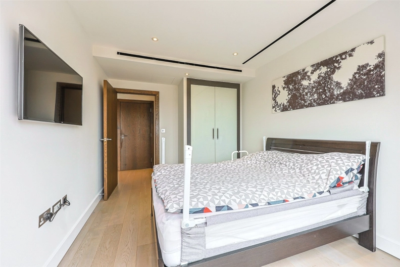 3 bedrooms apartments/flats to sale in Boulevard Drive, Beaufort Park, Colindale-image 15