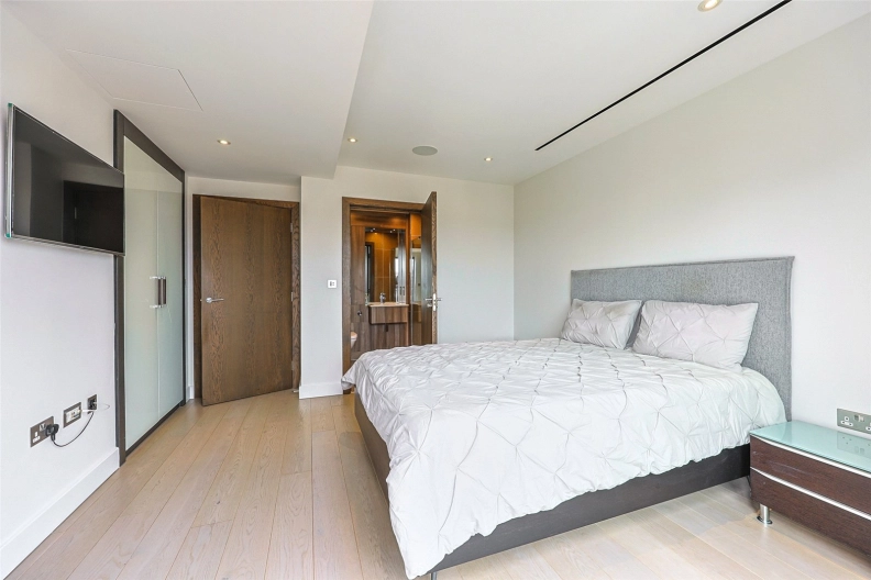 3 bedrooms apartments/flats to sale in Boulevard Drive, Beaufort Park, Colindale-image 5
