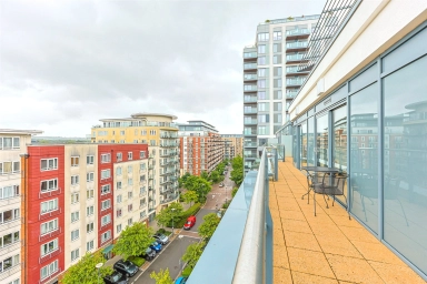 Boulevard Drive, Beaufort Park, Colindale NW9 image 10