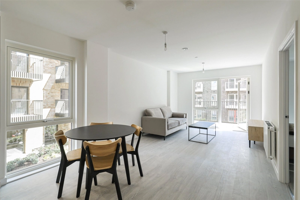 1 bedroom apartments/flats for sale in Donovan Way, Harrow - HA1 view 4