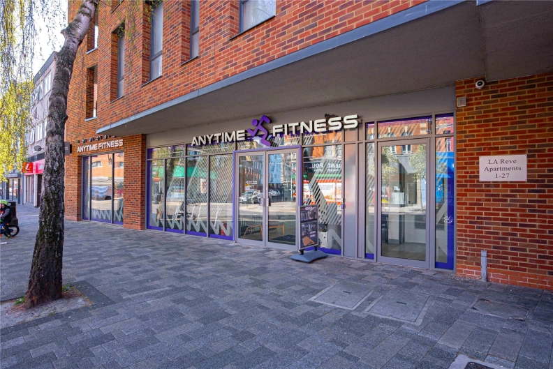 1 bedroom apartments/flats to sale in Robertson Apartments,, 4 Donovan Way,, Harrow-image 7