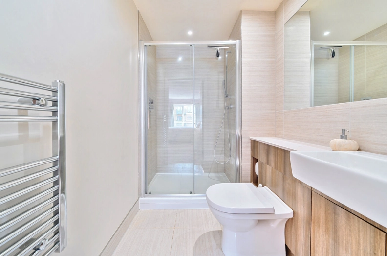 2 bedrooms apartments/flats to sale in Boulevard Drive, Beaufort Park, Colindale-image 9