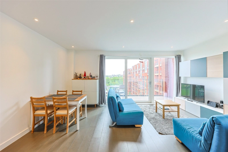 1 bedroom apartments/flats to sale in Lismore Boulevard, Colindale Gardens, Colindale-image 2