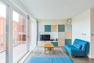Lismore Boulevard, Colindale Gardens, Colindale NW9 image 3
