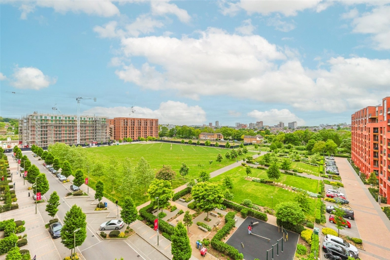 1 bedroom apartments/flats to sale in Lismore Boulevard, Colindale Gardens, Colindale-image 12