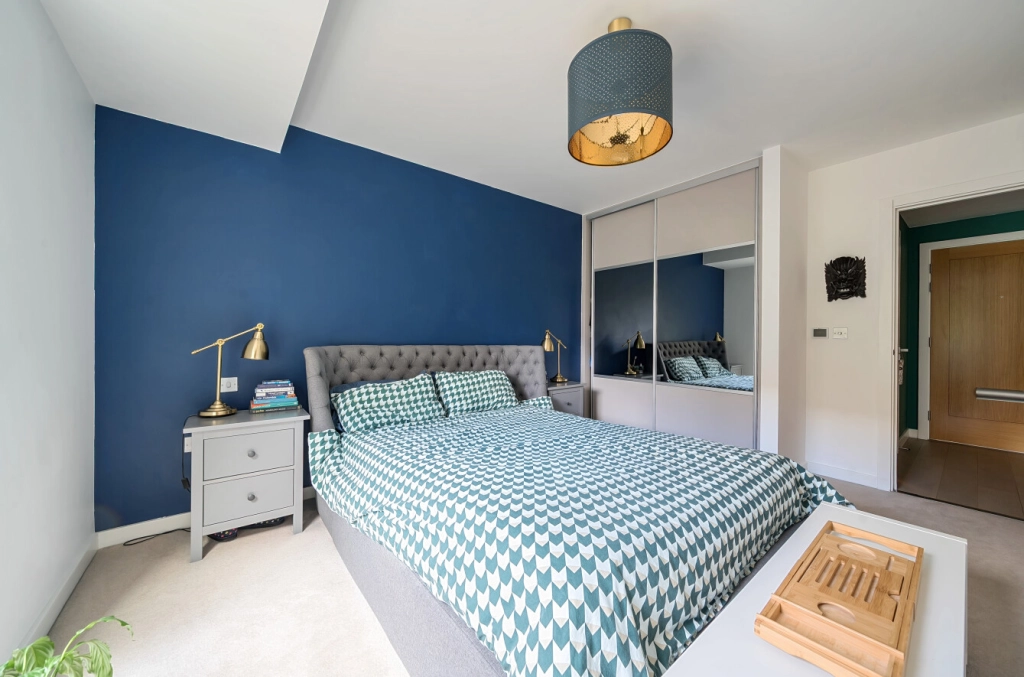 1 bedroom apartments/flats for sale in Thonrey Close, Colindale Gardens, Colindale - NW9 view 8