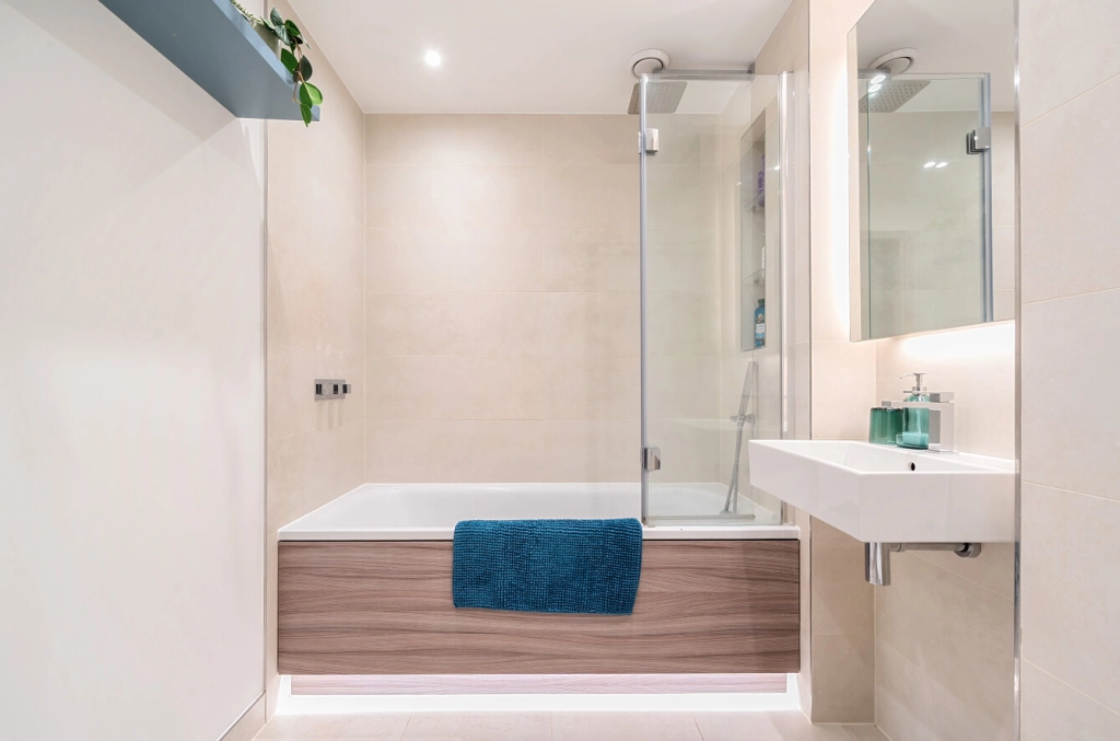 1 bedroom apartments/flats for sale in Thonrey Close, Colindale Gardens, Colindale - NW9 view 9