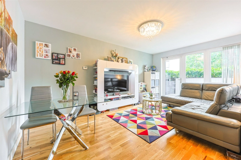 2 bedrooms apartments/flats to sale in Guardian Avenue, Colindale-image 1