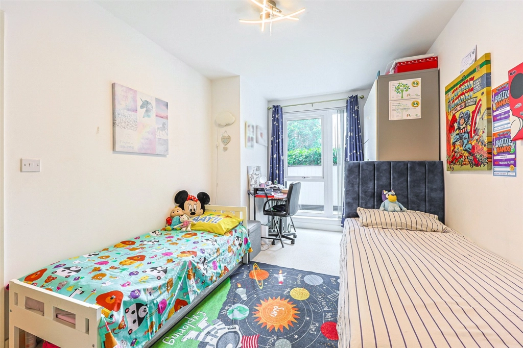 2 bedrooms apartments/flats for sale in Guardian Avenue, Colindale - NW9 view 7