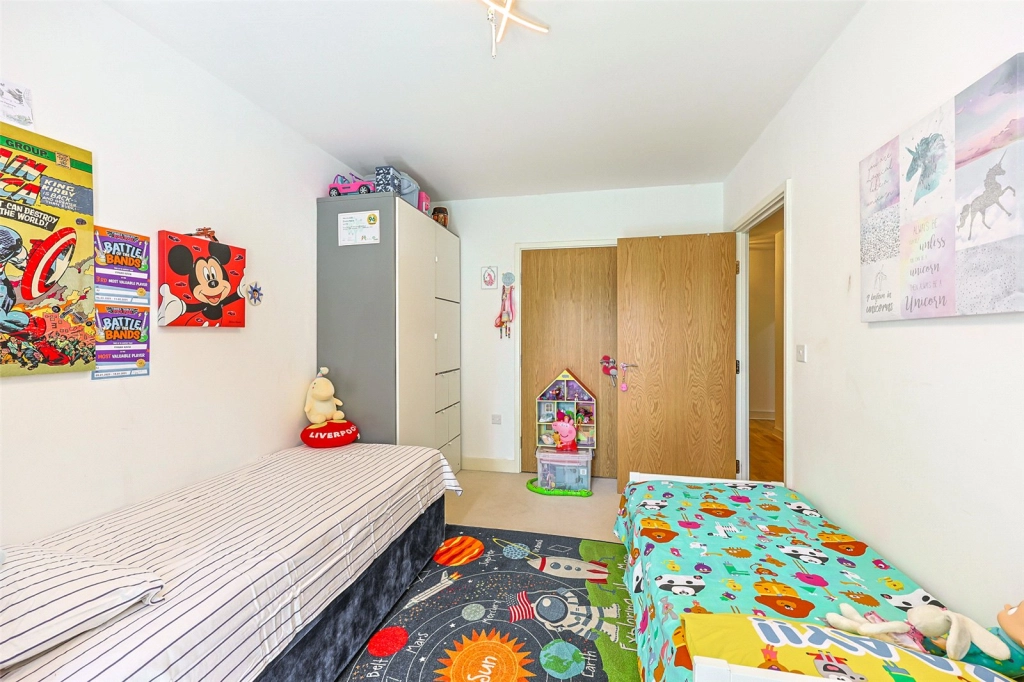 2 bedrooms apartments/flats for sale in Guardian Avenue, Colindale - NW9 view 13