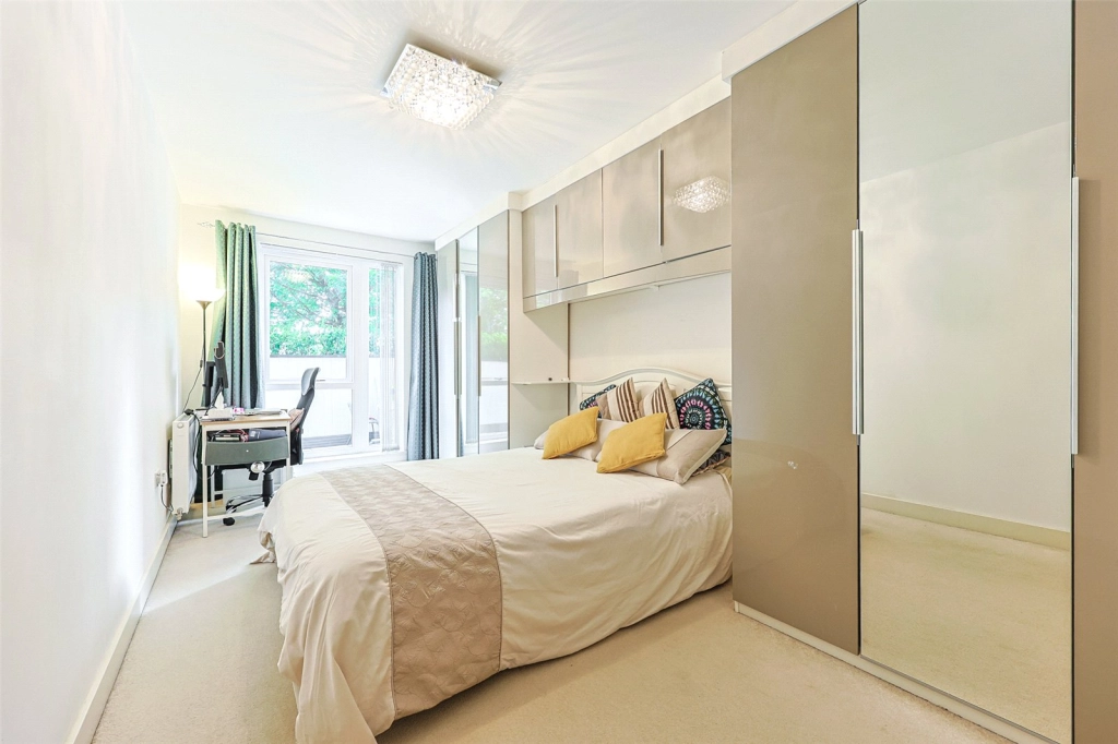 2 bedrooms apartments/flats for sale in Guardian Avenue, Colindale - NW9 view 12