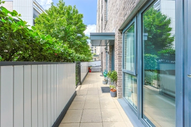 Guardian Avenue, Colindale NW9 image 10