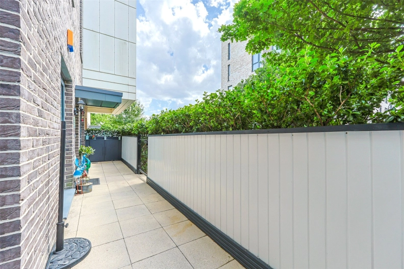 2 bedrooms apartments/flats to sale in Guardian Avenue, Colindale-image 15