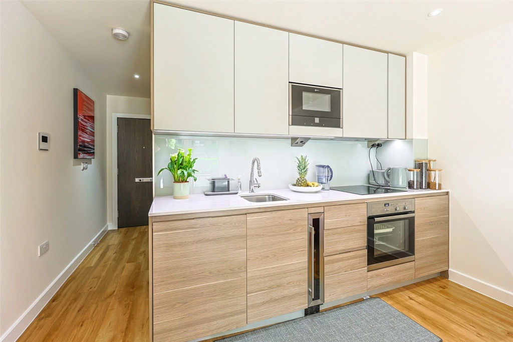 Studio apartments/flats for sale in Boulevard Drive, Beaufort Park, Colindale - NW9 view 13