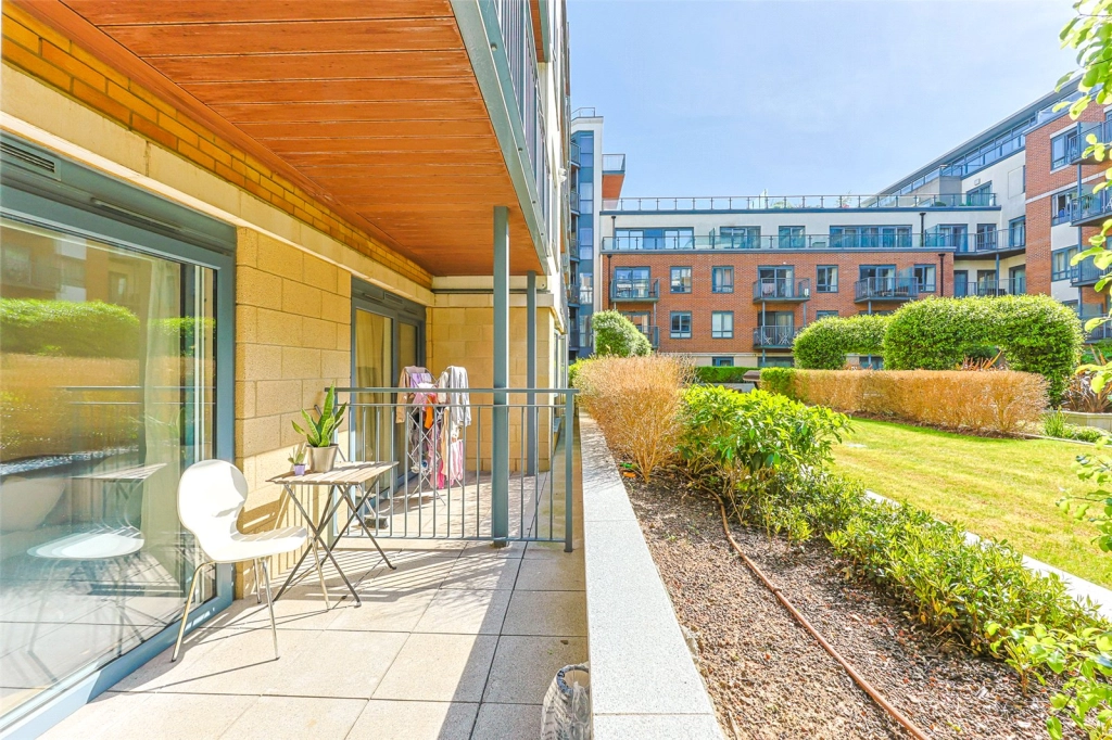 Studio apartments/flats for sale in Boulevard Drive, Beaufort Park, Colindale - NW9 view 9