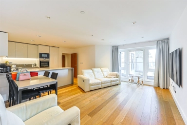 Longfield Avenue, Ealing, W5