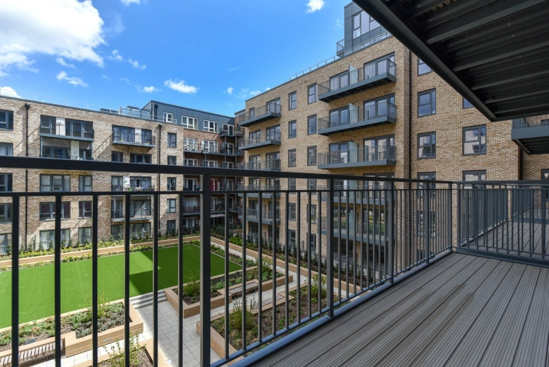 1 bedroom apartments/flats to sale in Beaufort Square, Beaufort Park, Colindale-image 7