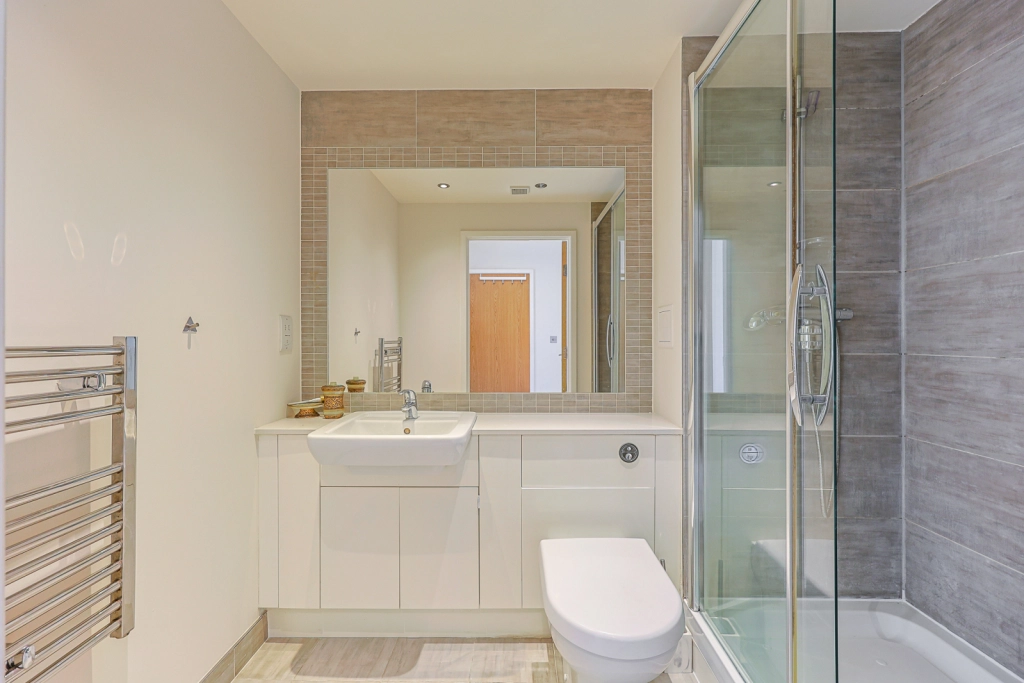 2 bedrooms apartments/flats for sale in Heritage Avenue, Beaufort Park, Colindale - NW9 view 12