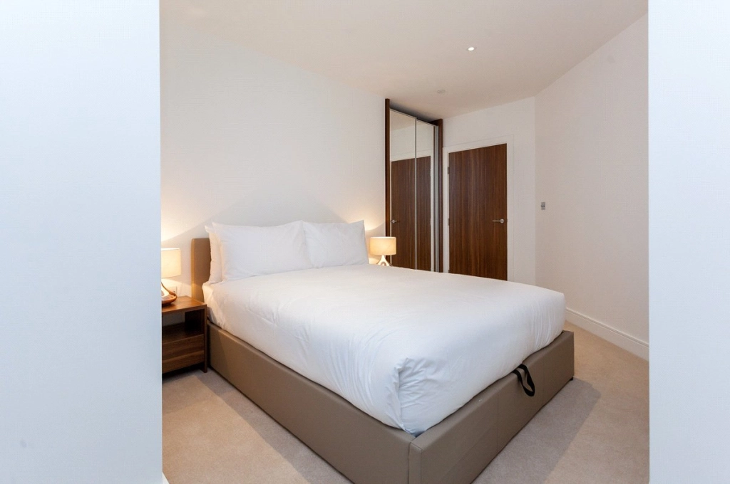 1 bedroom apartments/flats for sale in Longfield Avenue, Ealing - W5 view 4