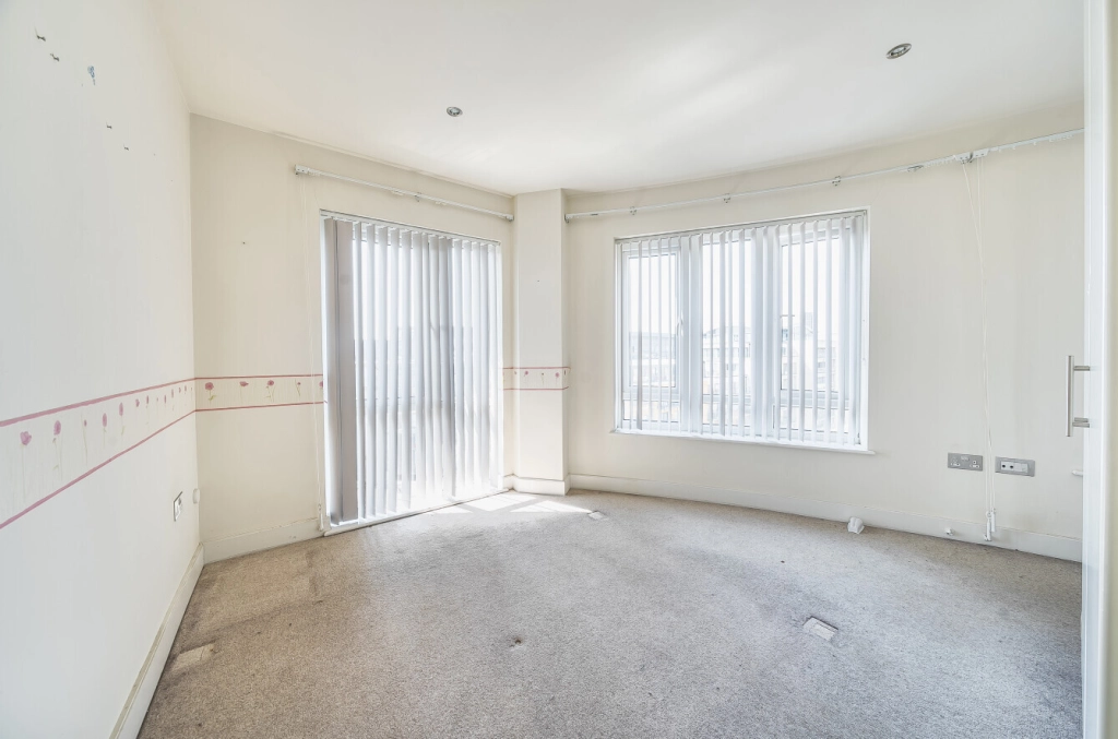 5 bedrooms apartments/flats for sale in Boulevard Drive, Beaufort Park - NW9 view 13