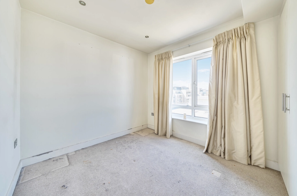 5 bedrooms apartments/flats for sale in Boulevard Drive, Beaufort Park - NW9 view 19