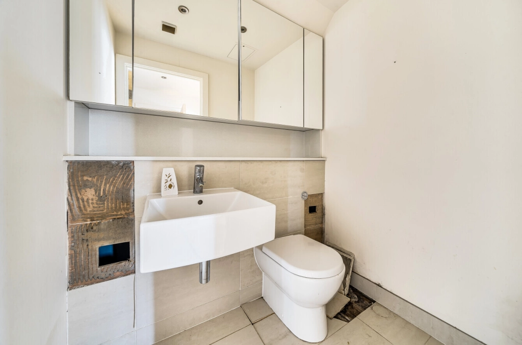 5 bedrooms apartments/flats for sale in Boulevard Drive, Beaufort Park - NW9 view 21