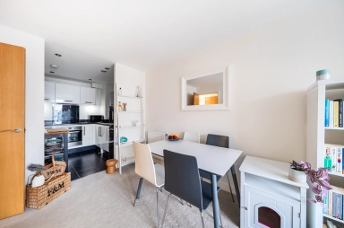 Charcot Road, Colindale - NW9 view 5