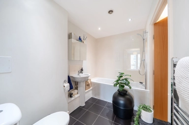 Charcot Road, Colindale - NW9 view 14