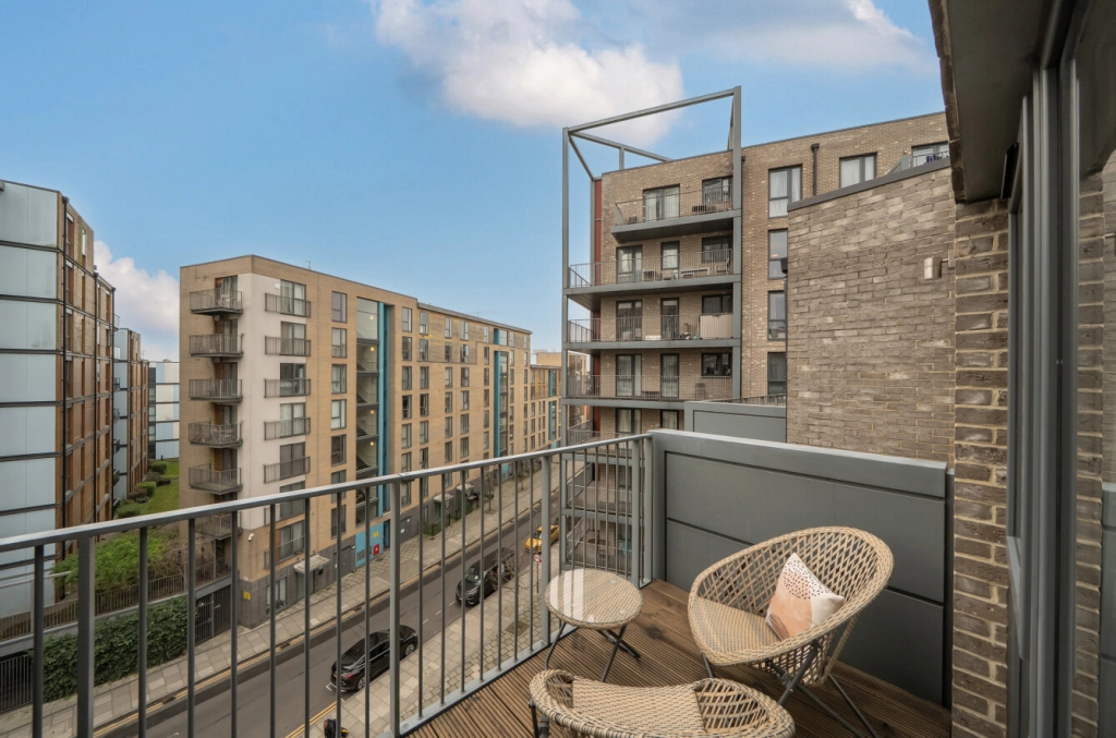1 bedroom apartments/flats for sale in Charcot Road, Colindale - NW9 view 10