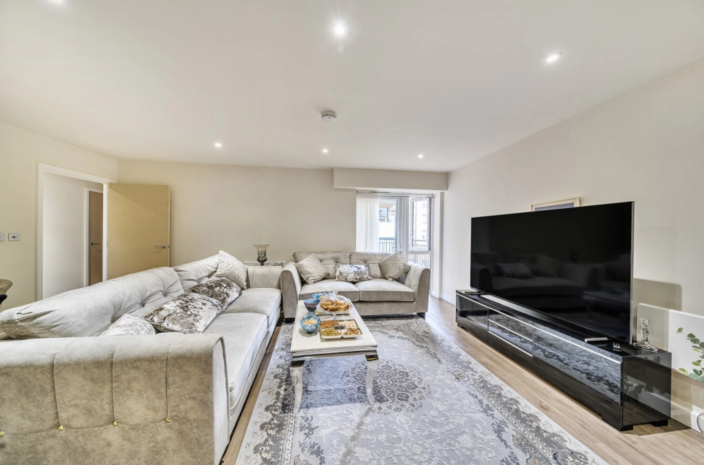 2 bedrooms apartments/flats for sale in Beaufort Square, Beaufort Park, Colindale - NW9 view 2