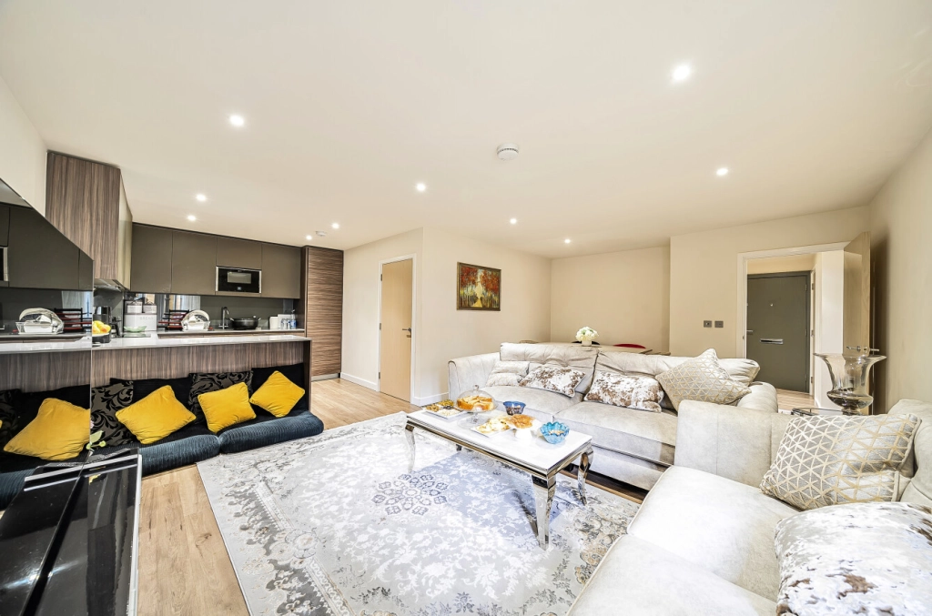 2 bedrooms apartments/flats for sale in Beaufort Square, Beaufort Park, Colindale - NW9 view 3