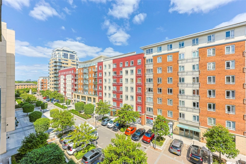 1 bedroom apartments/flats to sale in Boulevard Drive, Beaufort Park, Colindale-image 11