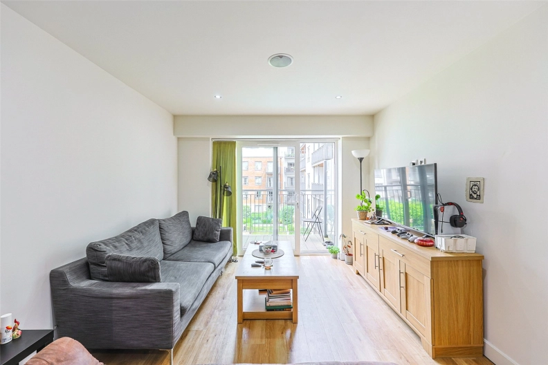 2 bedrooms apartments/flats to sale in Aerodrome Road, Beaufort Park, Colindale-image 3