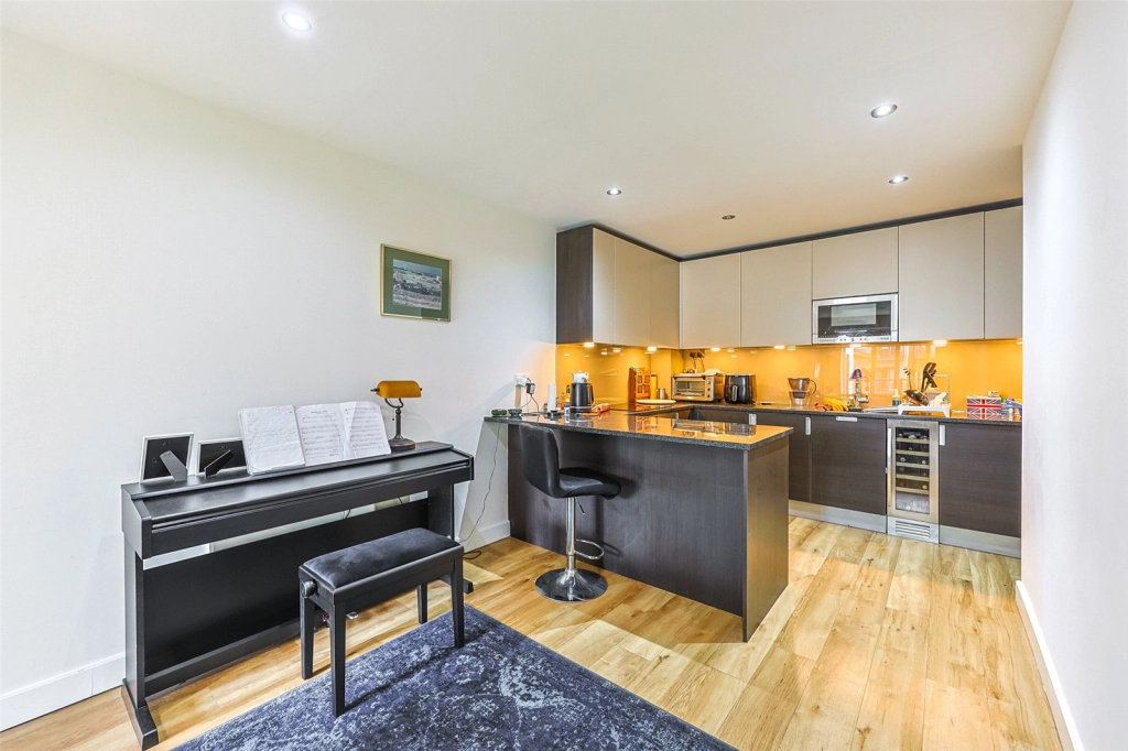 2 bedrooms apartments/flats to sale in Aerodrome Road, Beaufort Park, Colindale-image 1