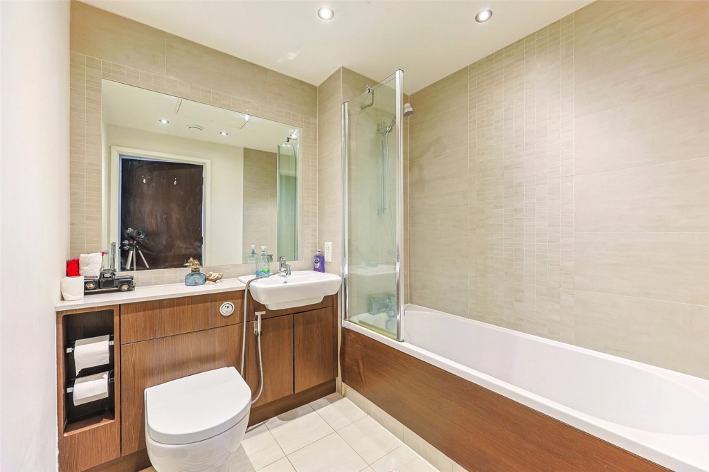 2 bedrooms apartments/flats for sale in Aerodrome Road, Beaufort Park, Colindale - NW9 view 8