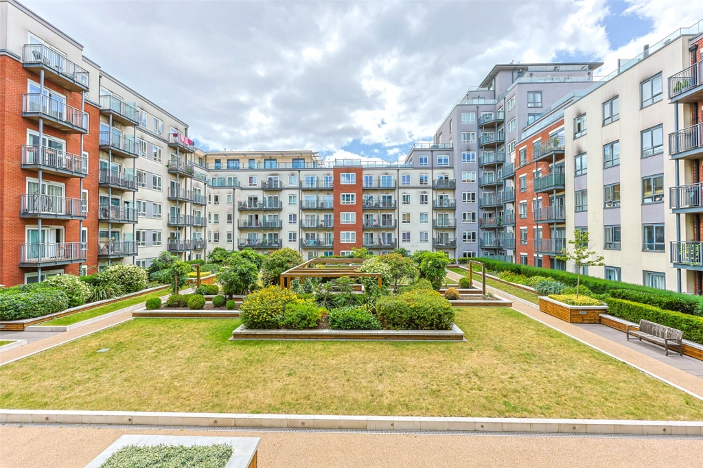 2 bedrooms apartments/flats for sale in Commander Avenue, Beaufort Park, Colindale - NW9 view 12