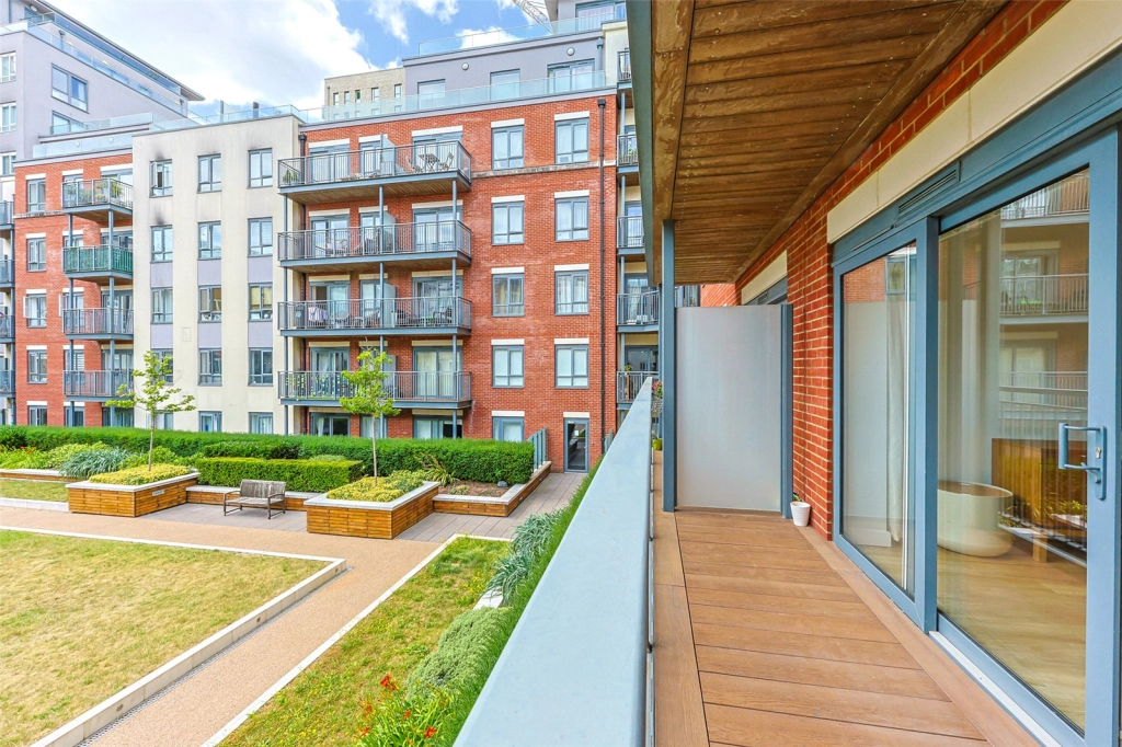 2 bedrooms apartments/flats for sale in Commander Avenue, Beaufort Park, Colindale - NW9 view 11