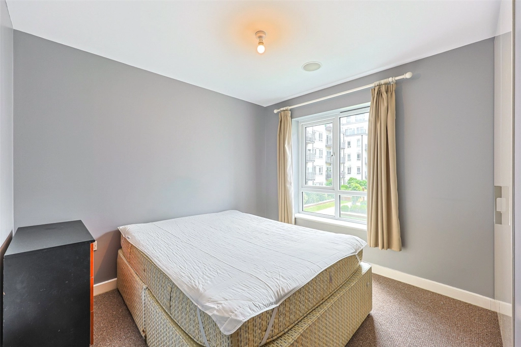 2 bedrooms apartments/flats for sale in Commander Avenue, Beaufort Park, Colindale - NW9 view 17