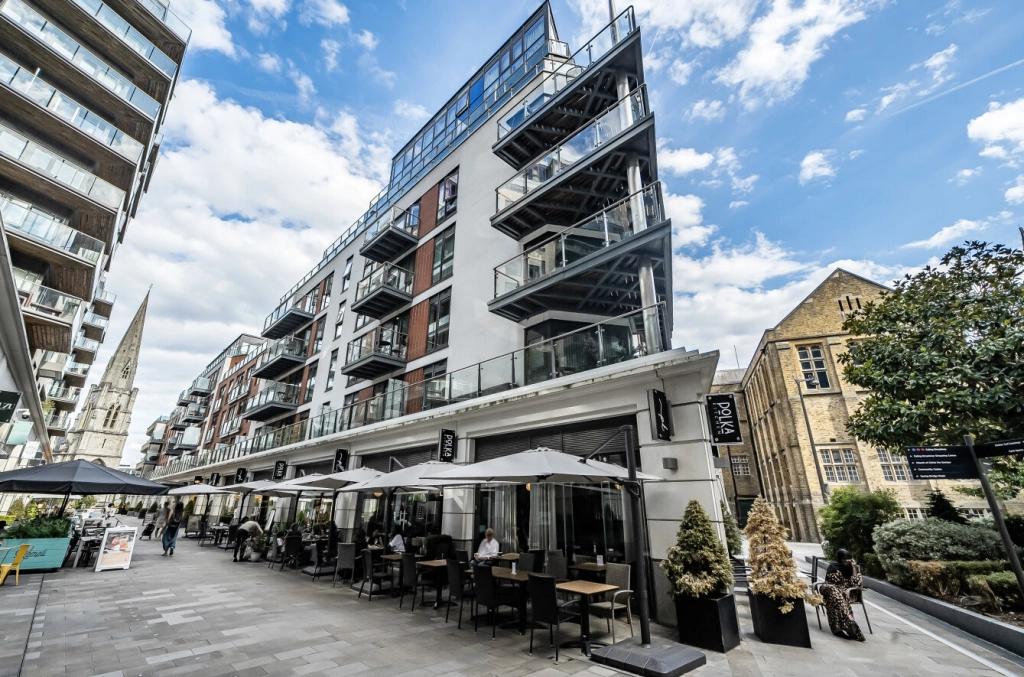 1 bedroom apartments/flats for sale in Longfield Avenue, Ealing - W5 view 4