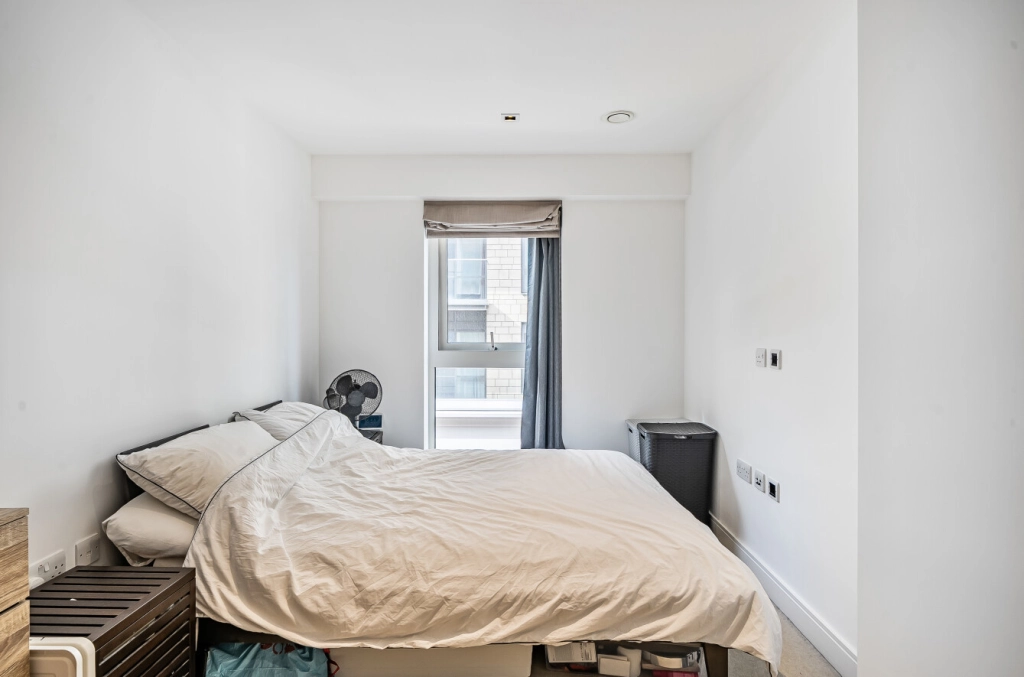 1 bedroom apartments/flats for sale in Longfield Avenue, Ealing - W5 view 15