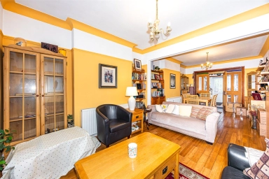 Colin Close, Colindale - NW9 view 19