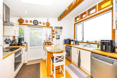 Colin Close, Colindale - NW9 view 4