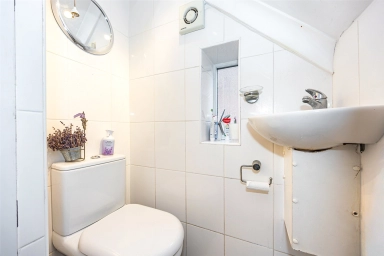 Colin Close, Colindale - NW9 view 22