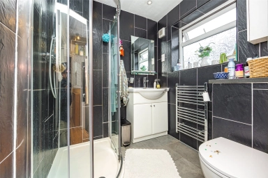 Colin Close, Colindale - NW9 view 9