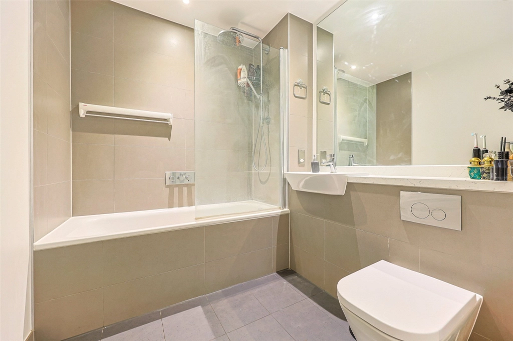 1 bedroom apartments/flats for sale in Grove Park, Colindale - NW9 view 10