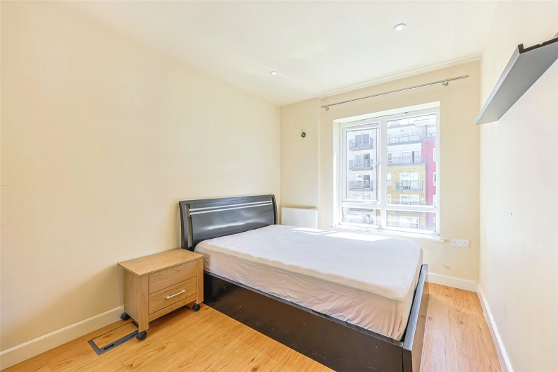 2 bedrooms apartments/flats to sale in Heritage Avenue, Beaufort Park, Colindale-image 5