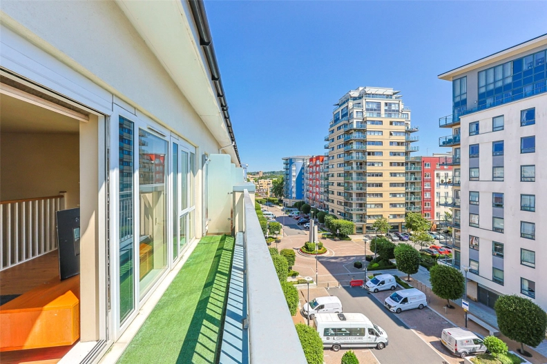 2 bedrooms apartments/flats to sale in Heritage Avenue, Beaufort Park, Colindale-image 9