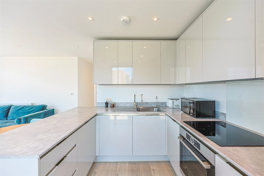 2 bedrooms apartments/flats for sale in Lismore Boulevard, Colindale Gardens, Colindale - NW9 view 2