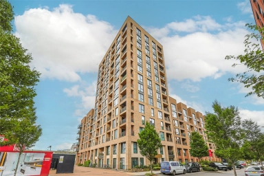 Lismore Boulevard, Colindale Gardens, Colindale NW9 image 1